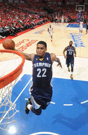 且罚球把握 且罚球把握